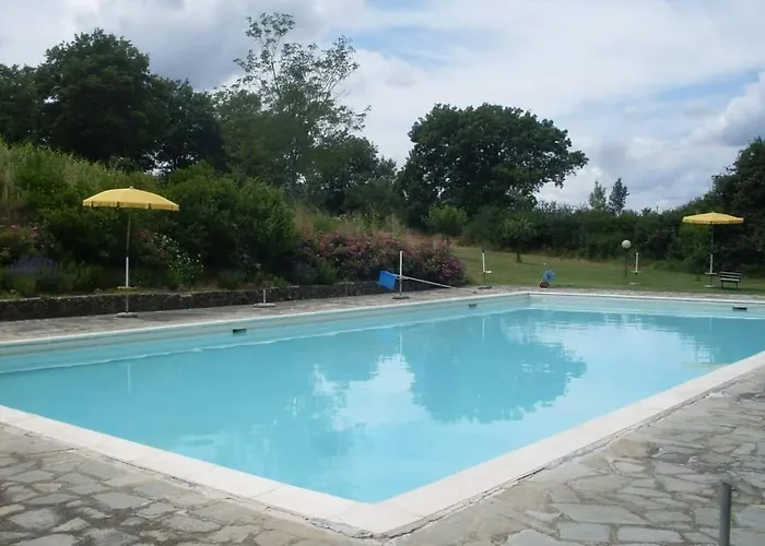 בית נופש Villa Badia A Ruoti *